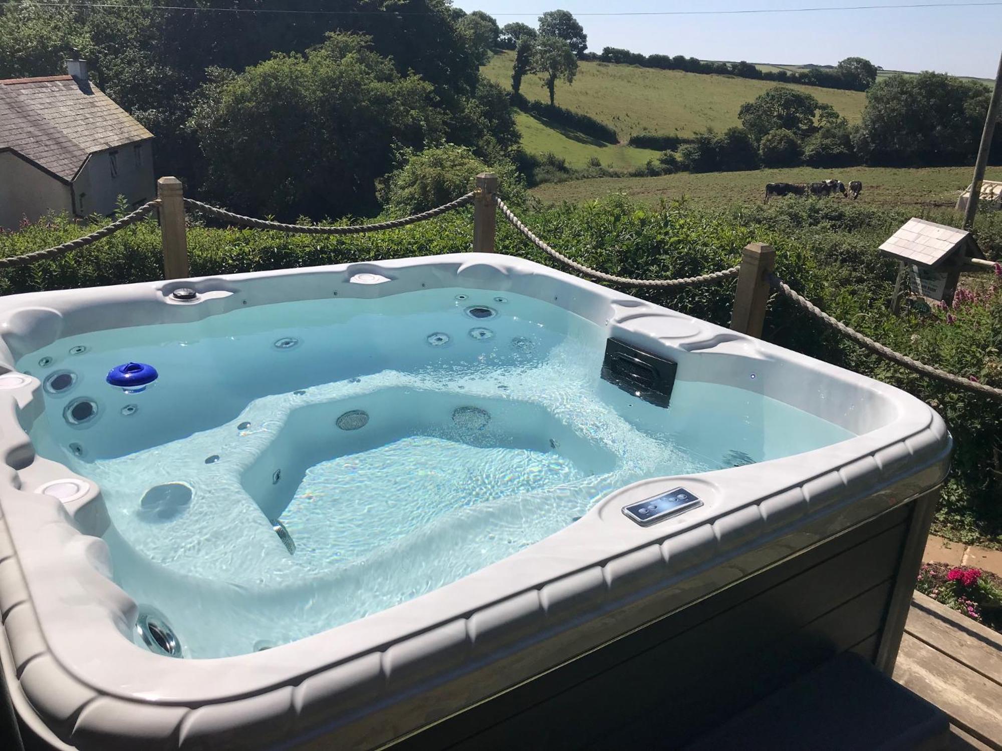 Clotted Cream Cottage: Countryside Calm: Close To Beach: Dartmouth: Devon